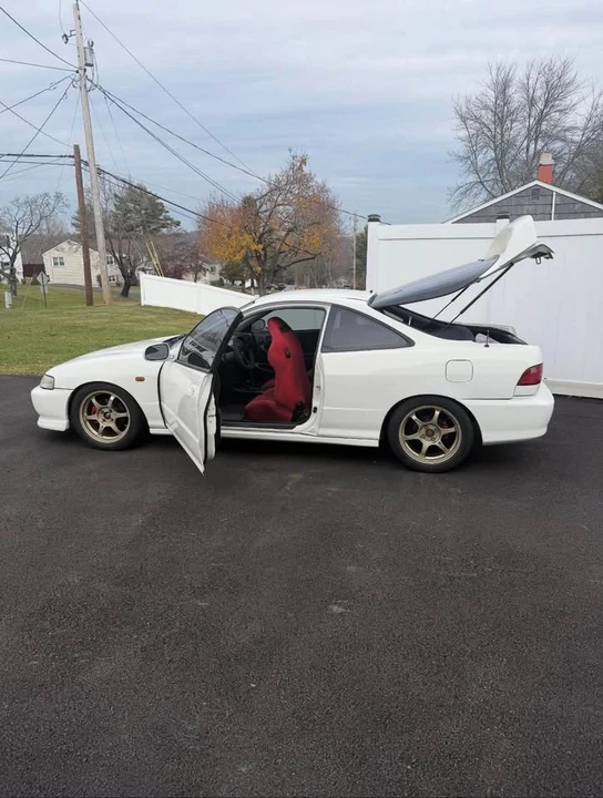 1998 Acura Integra 3rd Gen - Image 5 of 17
