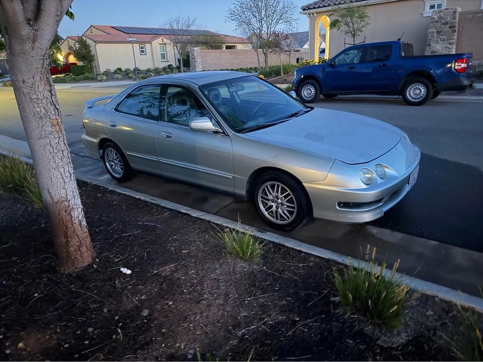 1998 Acura Integra 3rd Gen - Image 2 of 3