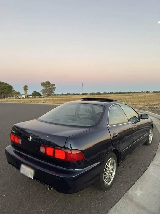 1998 Acura Integra 3rd Gen - Image 4 of 13