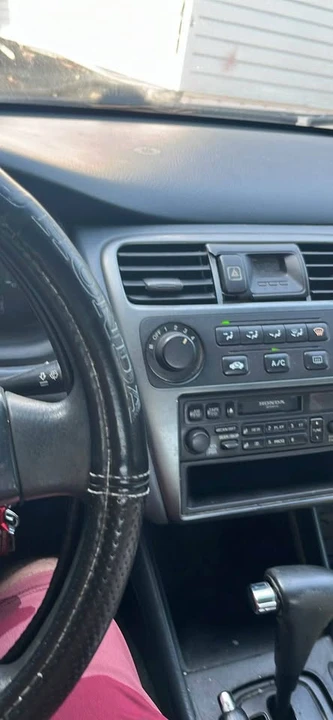 1998 Acura Integra 3rd Gen - Image 2 of 6