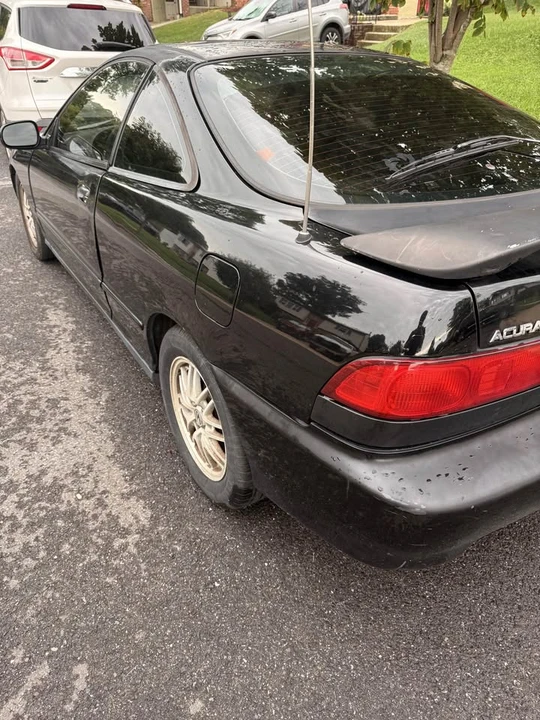1998 Acura Integra 3rd Gen - Image 2 of 10