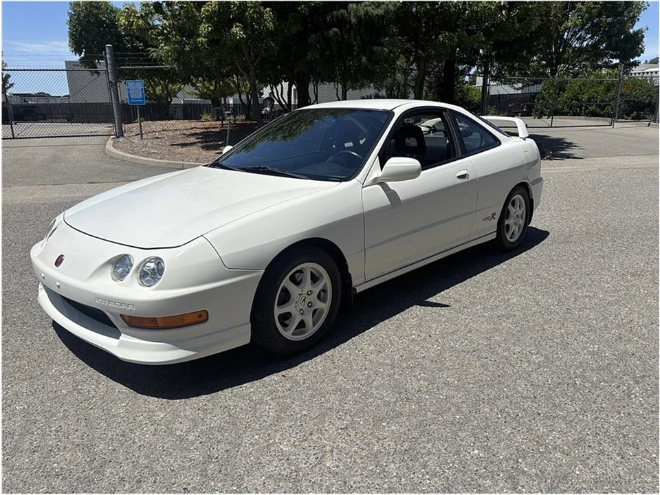 1998 Acura Integra 3rd Gen - Image 3 of 18