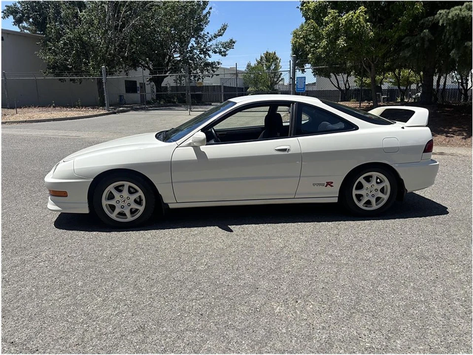 1998 Acura Integra 3rd Gen - Image 4 of 18