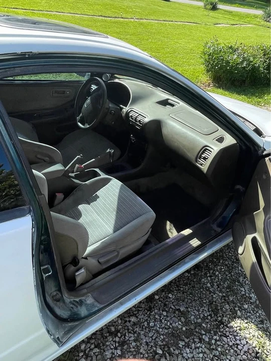 1998 Acura Integra 3rd Gen - Image 7 of 14