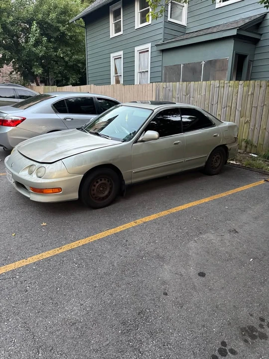 1998 Acura Integra 3rd Gen - Image 2 of 9