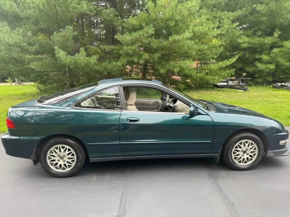1998 Acura Integra 3rd Gen - Image 10 of 13