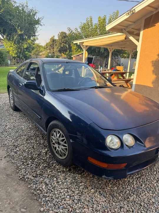 1998 Acura Integra 3rd Gen - Image 2 of 7