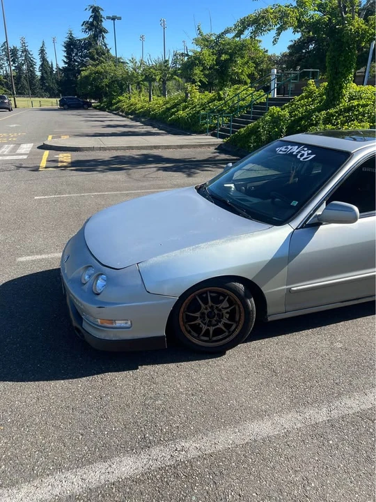 1998 Acura Integra 3rd Gen - Image 2 of 4