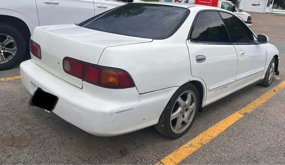 1998 Acura Integra 3rd Gen - Image 3 of 8