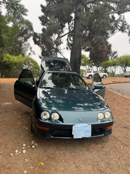 1998 Acura Integra 3rd Gen - Image 2 of 3