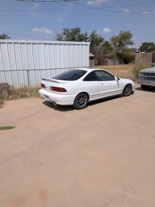 1998 Acura Integra 3rd Gen - Image 4 of 9
