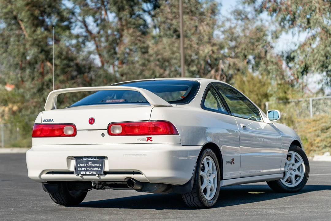 1998 Acura Integra Type R 3rd Gen - Image 7 of 31