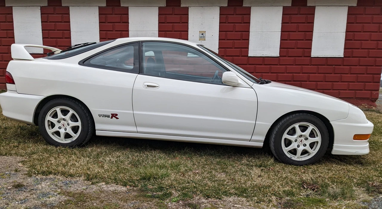 1998 Acura Integra Type R 3rd Gen - Image 11 of 31