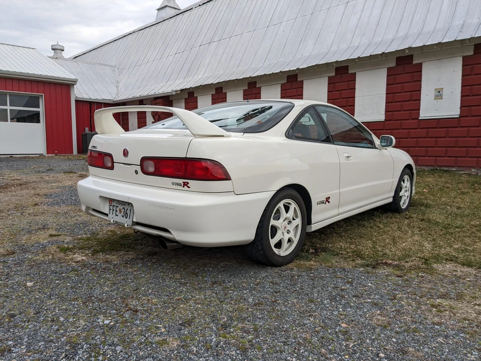 1998 Acura Integra Type R 3rd Gen - Image 7 of 31