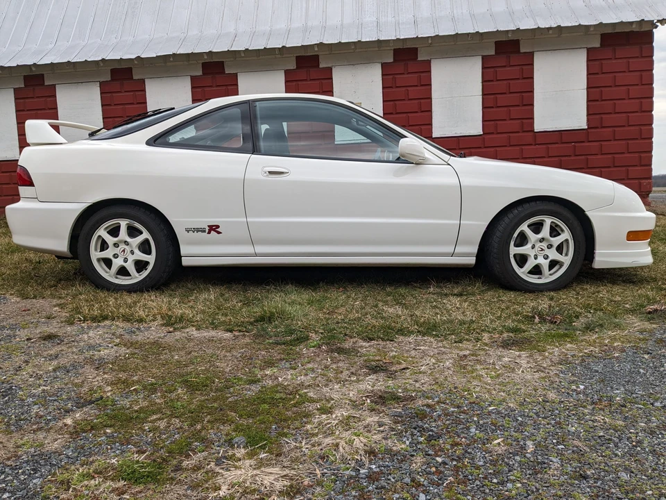 1998 Acura Integra Type R 3rd Gen - Image 10 of 31