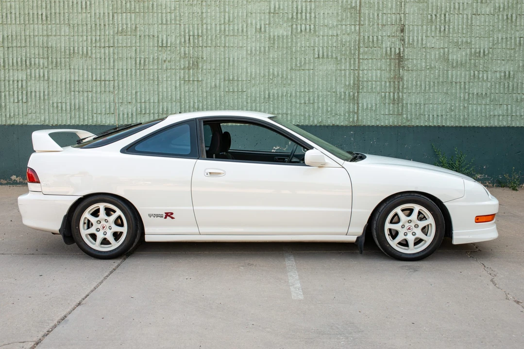 1998 Acura Integra Type R 3rd Gen - Image 8 of 31