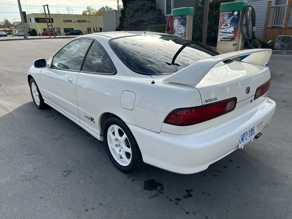 1998 Acura Integra Type R 3rd Gen - Image 4 of 31