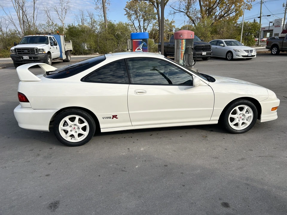 1998 Acura Integra Type R 3rd Gen - Image 7 of 31