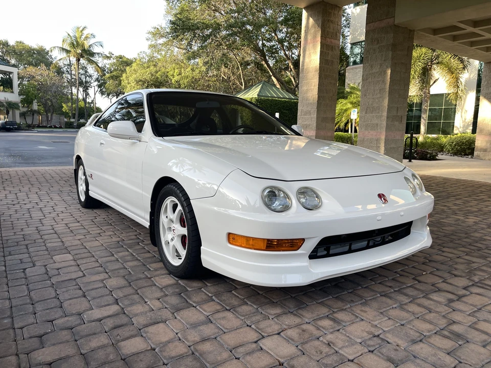 1998 Acura Integra Type R 3rd Gen - Image 13 of 31