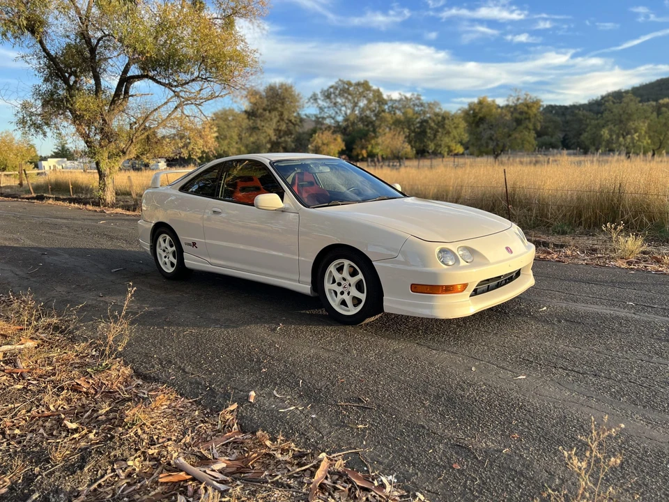 1998 Acura Integra Type R 3rd Gen - Image 17 of 31