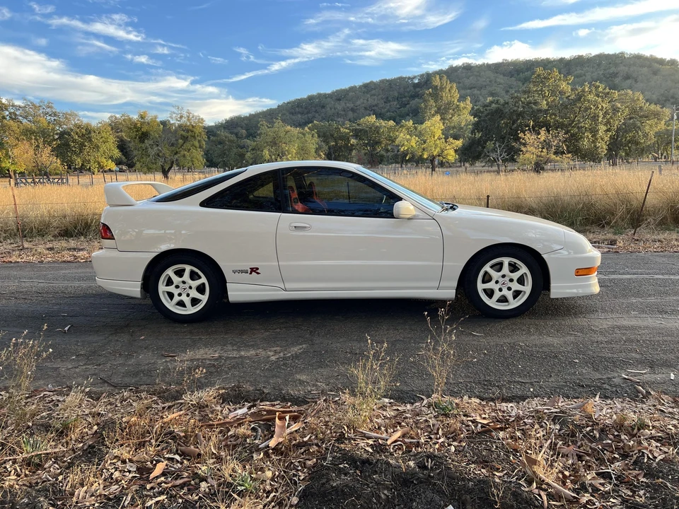 1998 Acura Integra Type R 3rd Gen - Image 25 of 31