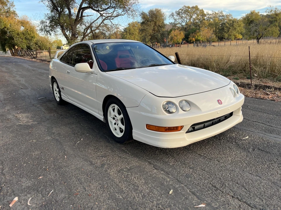 1998 Acura Integra Type R 3rd Gen - Image 10 of 31