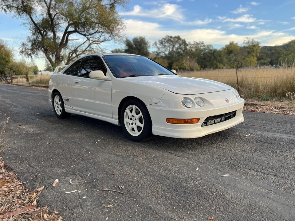 1998 Acura Integra Type R 3rd Gen - Image 16 of 31