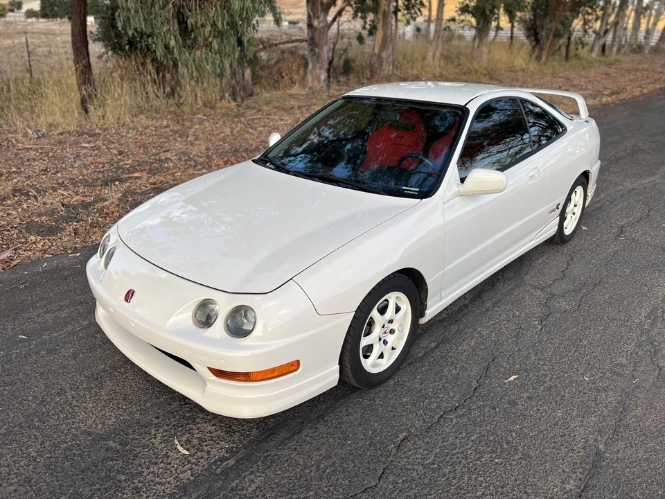 1998 Acura Integra Type R 3rd Gen - Image 2 of 31