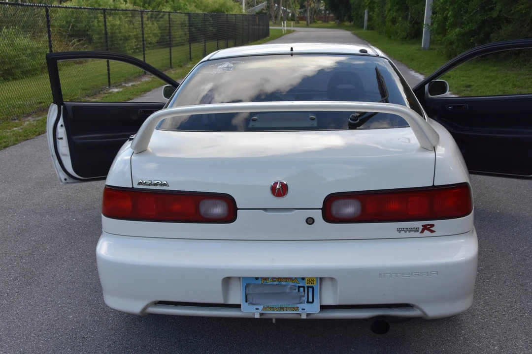 1998 Acura Integra Type R 3rd Gen - Image 14 of 31