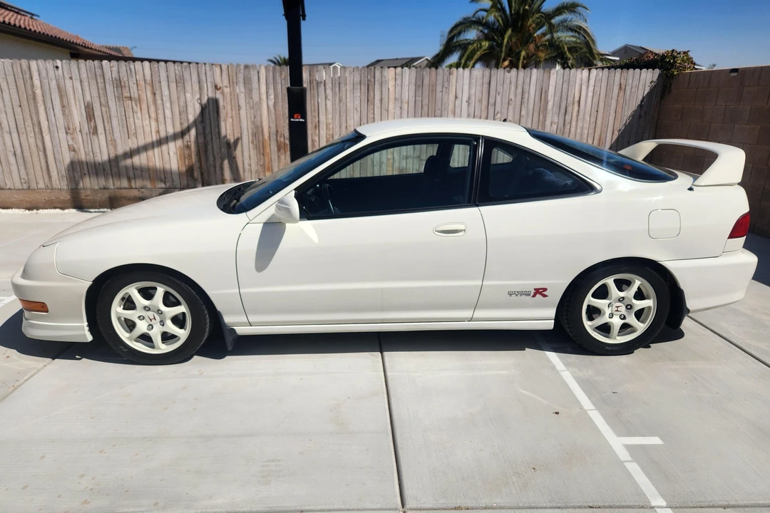 1998 Acura Integra Type R 3rd Gen - Image 3 of 31