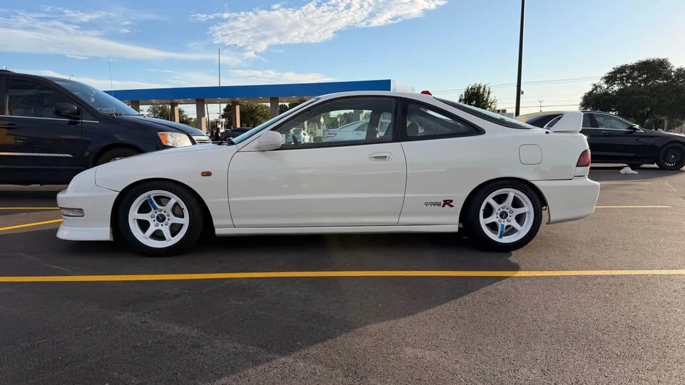 1998 Acura Integra Type R 3rd Gen - Image 6 of 12