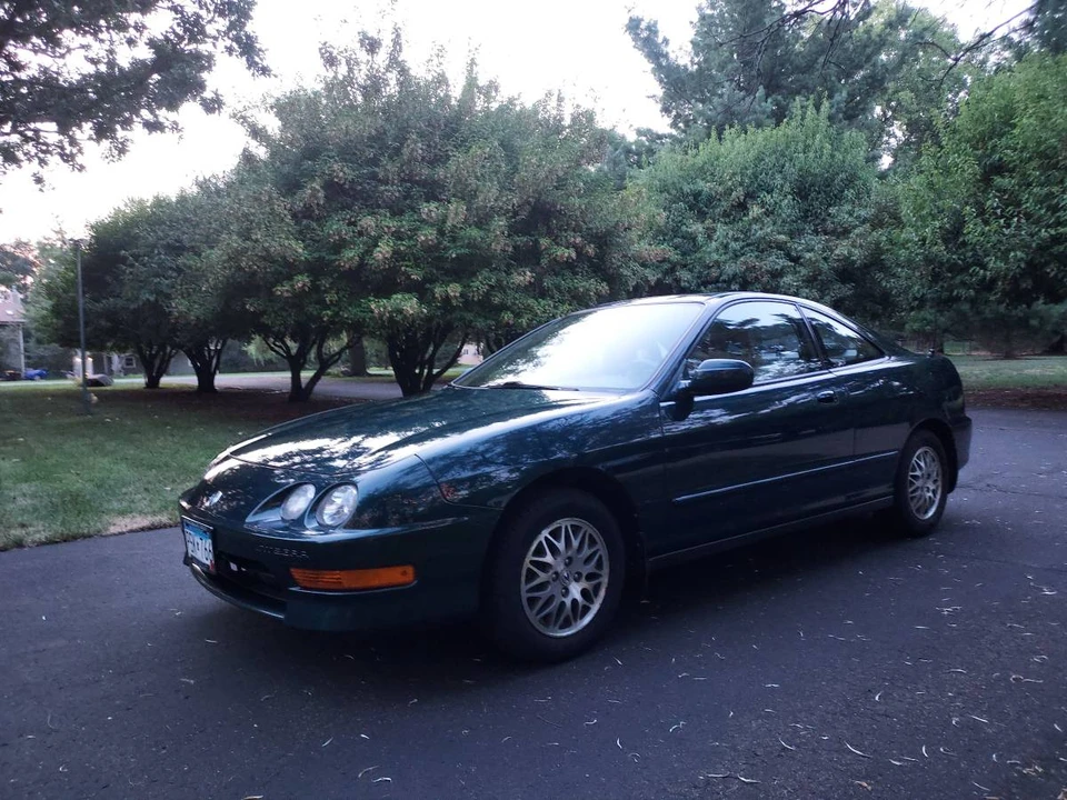 1998 Acura Integra 3rd Gen - Image 2 of 17