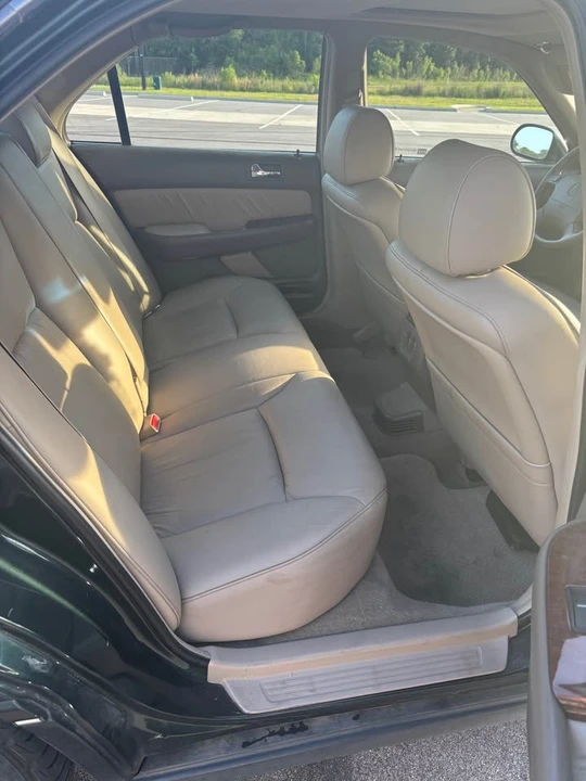 1998 Acura RL 1st Gen - Image 6 of 9