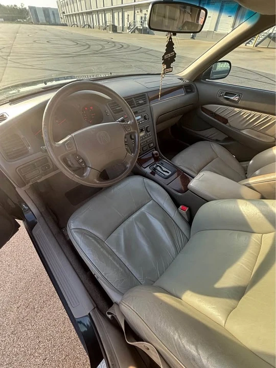 1998 Acura RL 1st Gen - Image 8 of 9