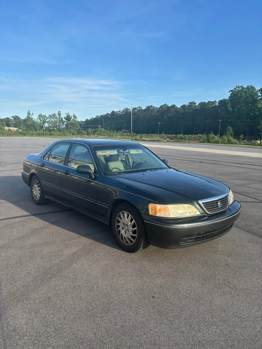 1998 Acura RL 1st Gen - Image 2 of 9