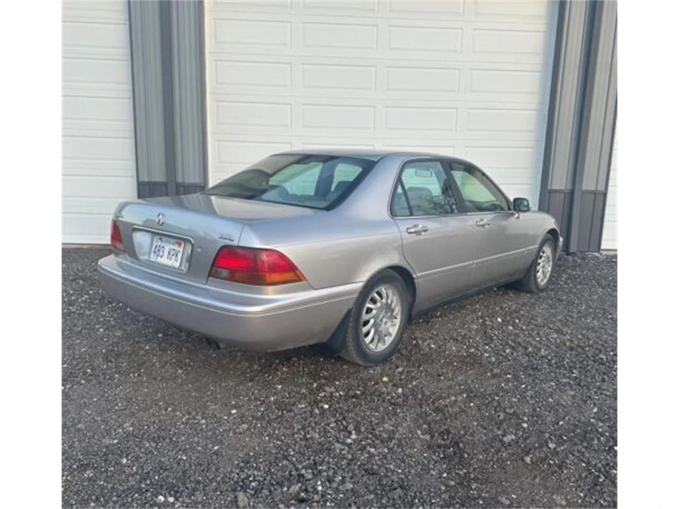 1998 Acura RL 1st Gen - Image 3 of 18