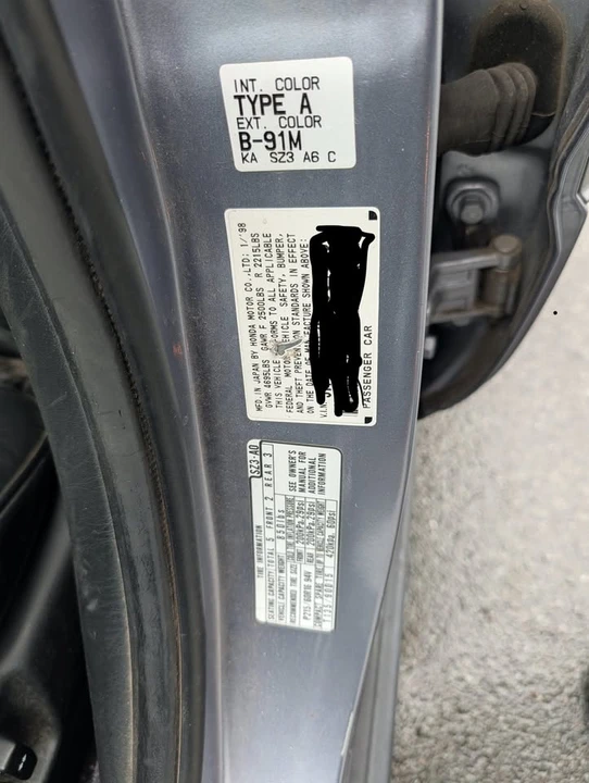 1998 Acura RL 1st Gen - Image 9 of 11