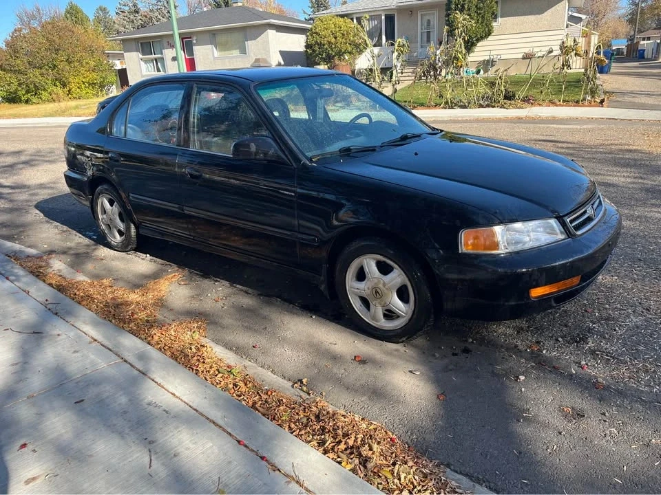 1998 Acura Integra 3rd Gen - Image 2 of 8