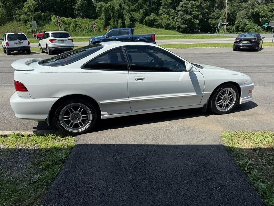 1998 Acura Integra 3rd Gen - Image 5 of 20