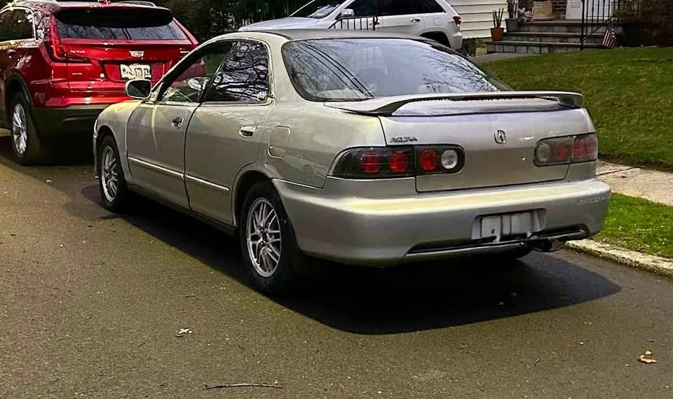 1998 Acura Integra 3rd Gen - Image 2 of 5