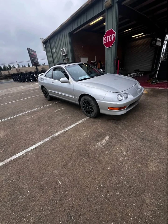1998 Acura Integra 3rd Gen - Image 3 of 4