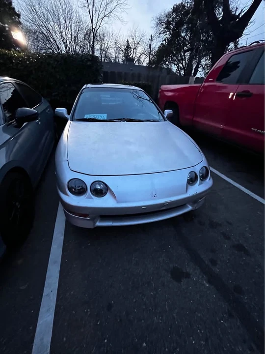 1998 Acura Integra 3rd Gen - Image 2 of 4