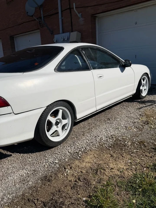 1998 Acura Integra 3rd Gen - Image 4 of 8