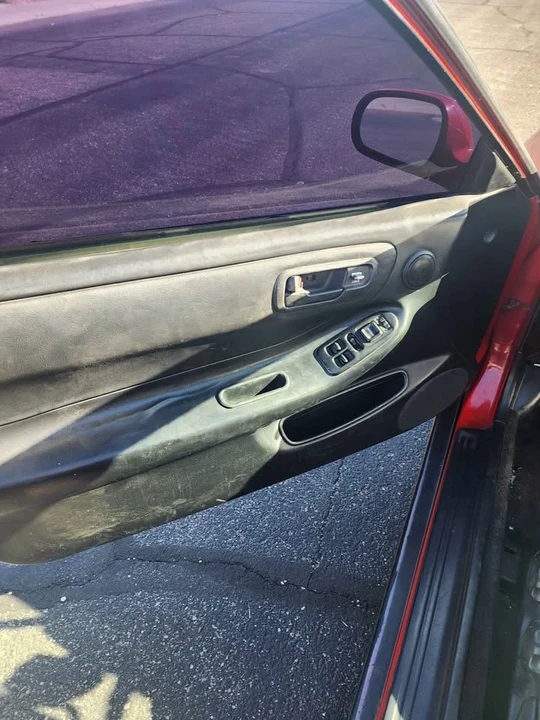 1998 Acura Integra 3rd Gen - Image 5 of 8