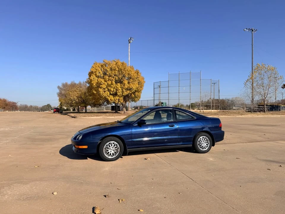 1998 Acura Integra 3rd Gen - Image 2 of 17