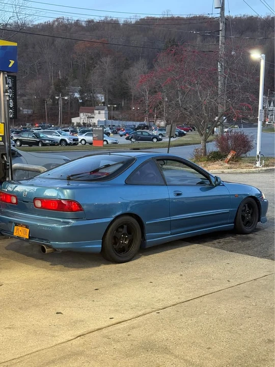 1998 Acura Integra 3rd Gen - Image 2 of 11