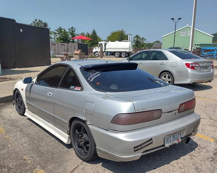 1998 Acura Integra 3rd Gen - Image 9 of 13