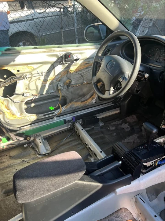 1998 Acura Integra 3rd Gen - Image 8 of 16