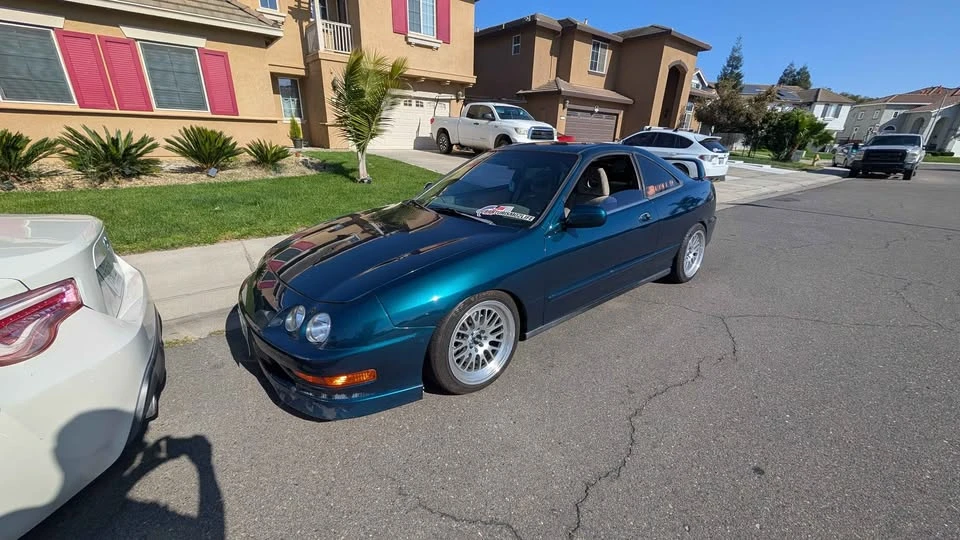1998 Acura Integra 3rd Gen - Image 2 of 4