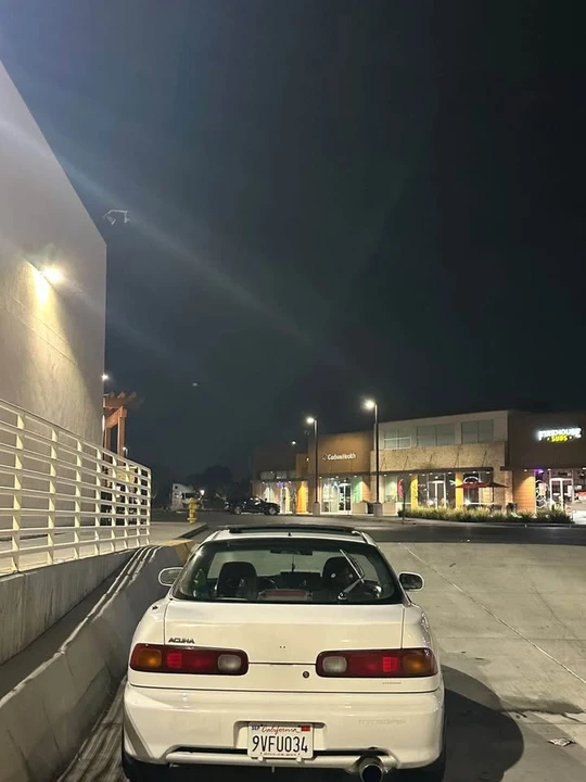 1998 Acura Integra 3rd Gen - Image 6 of 8